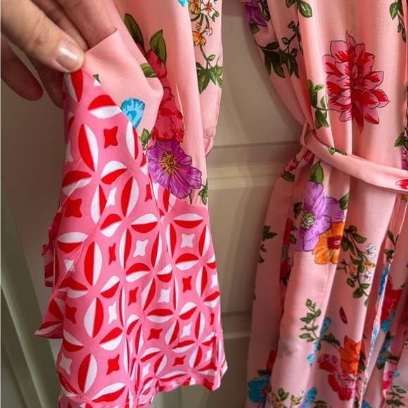 New with Tags size XS Floral Pink Women's Robe by Beauty Sleep Social. Rayon. - Picture 11 of 14